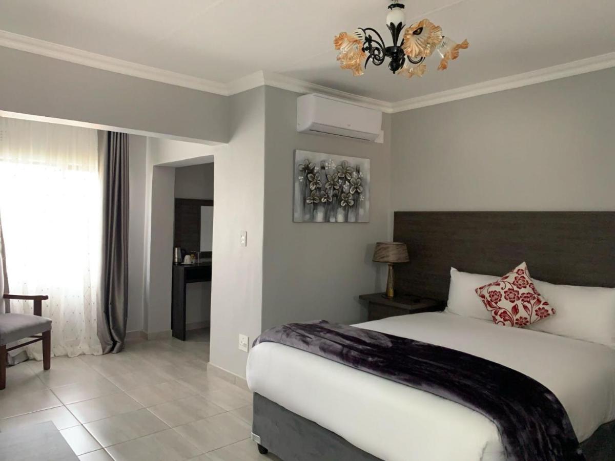 Airport Lodge Newcastle Esterno foto