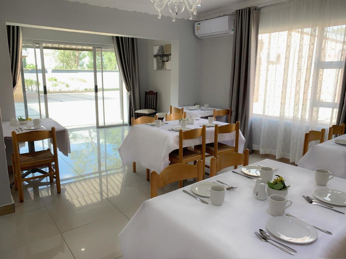 Airport Lodge Newcastle Esterno foto
